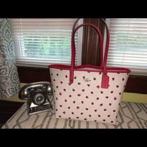 COACH LADY BUG TOTE
